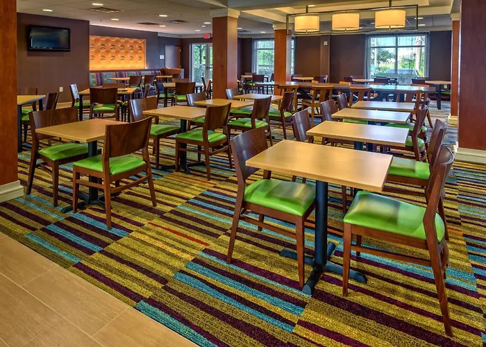 Fairfield Inn And Suites By Marriott Naples